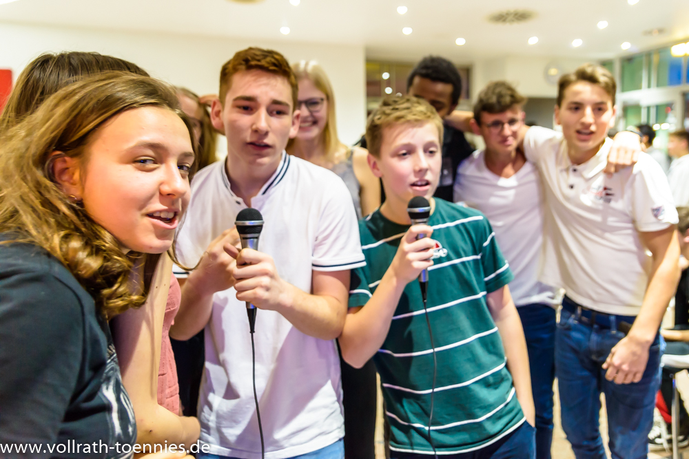 2019 11 23 Karaoke Party 0345